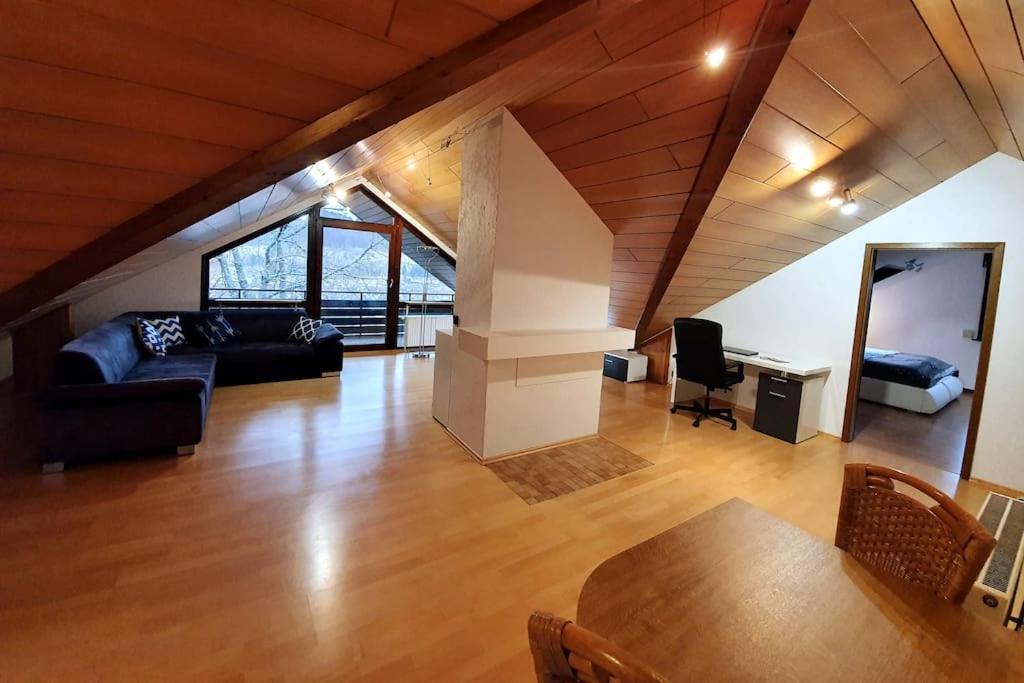 Studiowohnung Schwabenalb Mit Panoramablick Albstadt Εξωτερικό φωτογραφία